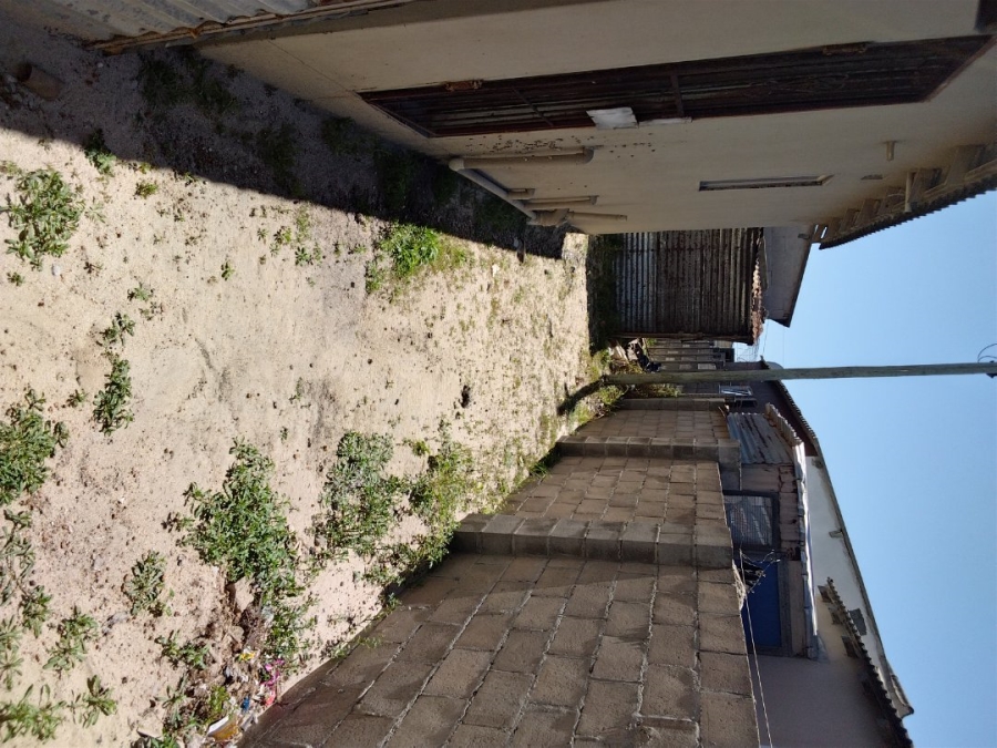 2 Bedroom Property for Sale in Harare Western Cape